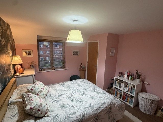 Flat 77 St Marys , Wantage 